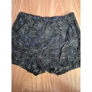 Carter's Shorts Girls Size 5T Black Floral Thin Summer Spring Bottoms 8242